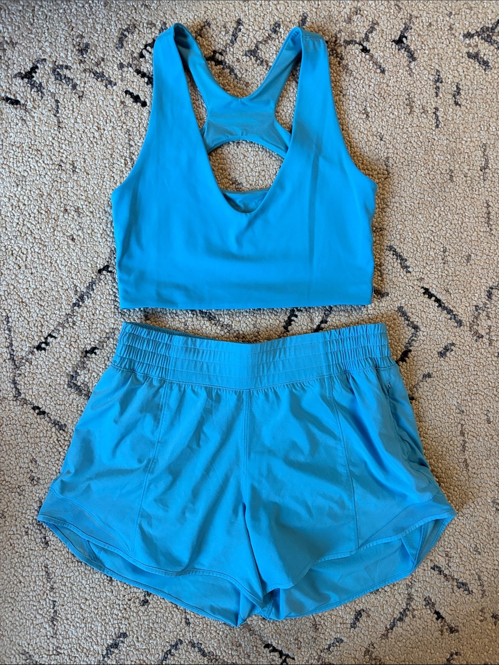 Lululemon  Set - Free To Be Tank Size 8 + Hotty Hot Shorts